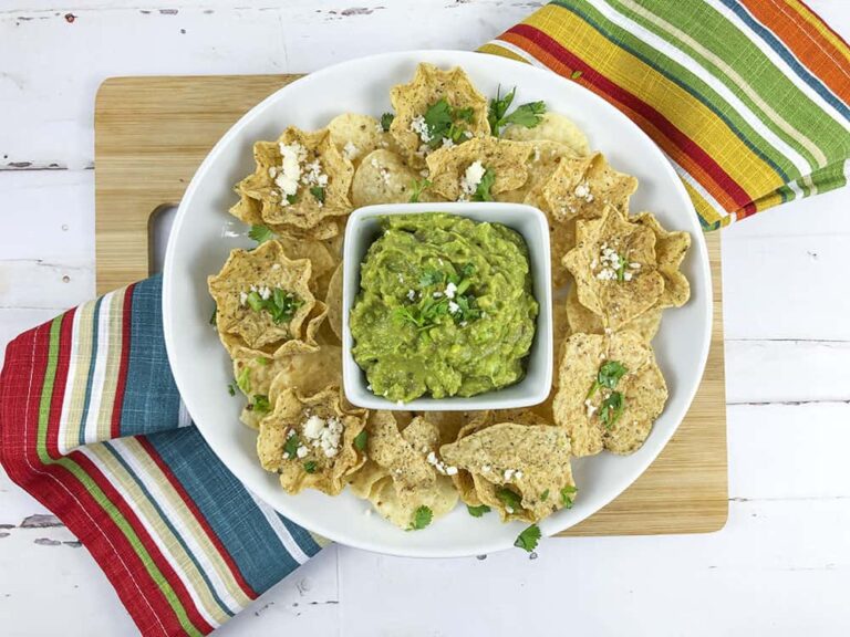 Quick and Creamy 4 Ingredient Guacamole