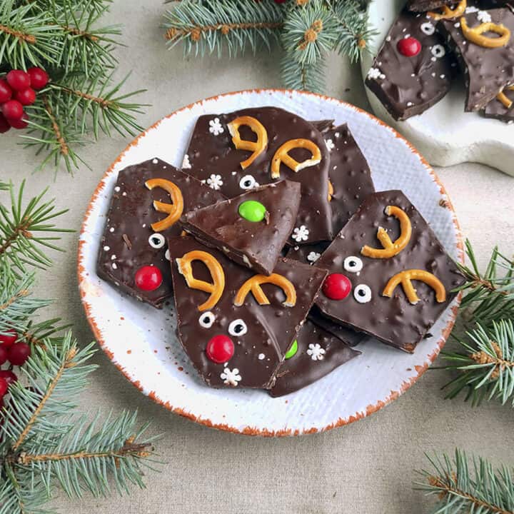 4 Ingredient pretzel almond bark square image