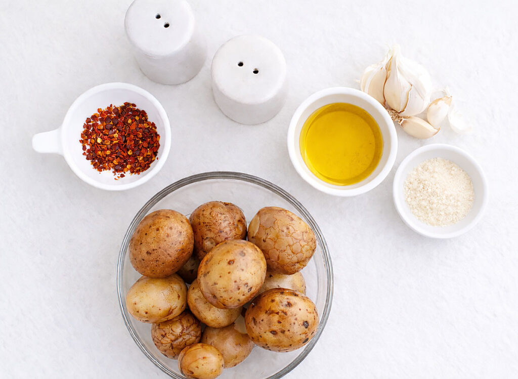 Spicy garlic roasted potatoes ingredient photo.