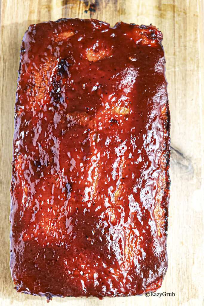 The cooked meatloaf, ready to slice.